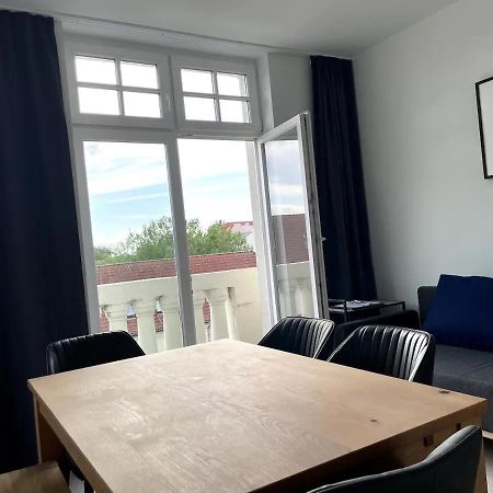 דורטמונד Jaybnb - Gaming Apartment Ps5 65 Zoll 4K Tv Wohnung Mit Balkon מראה חיצוני תמונה