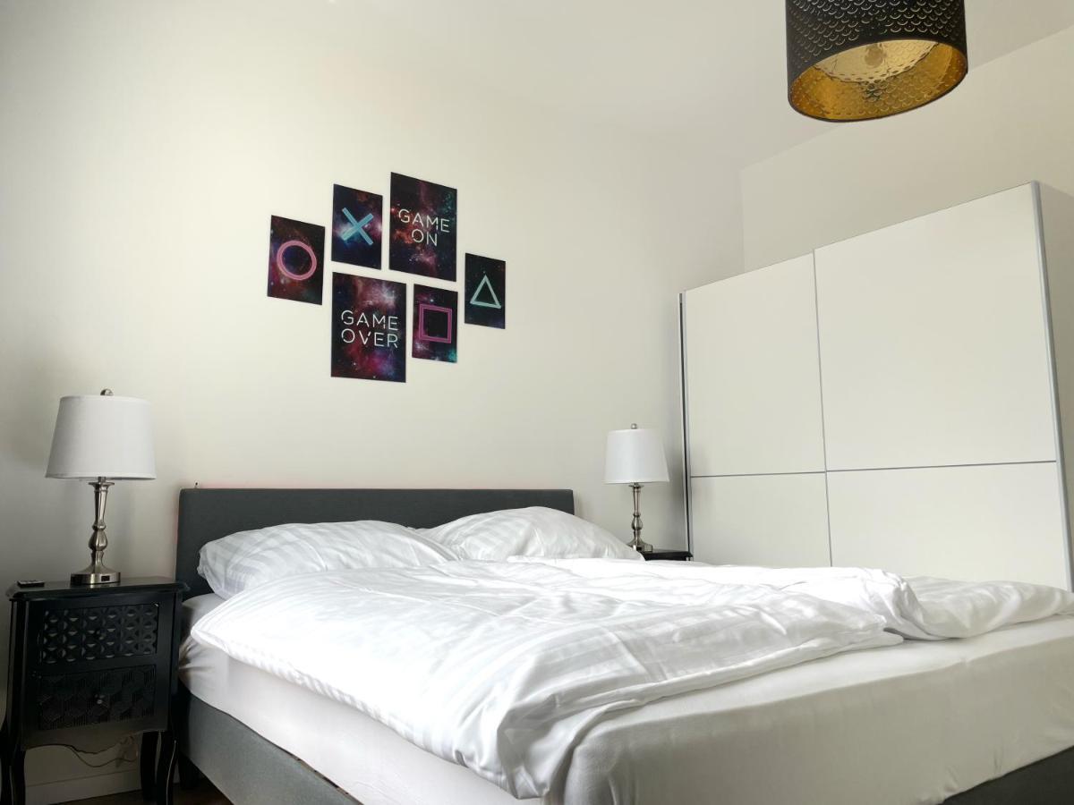 דורטמונד Jaybnb - Gaming Apartment Ps5 65 Zoll 4K Tv Wohnung Mit Balkon מראה חיצוני תמונה